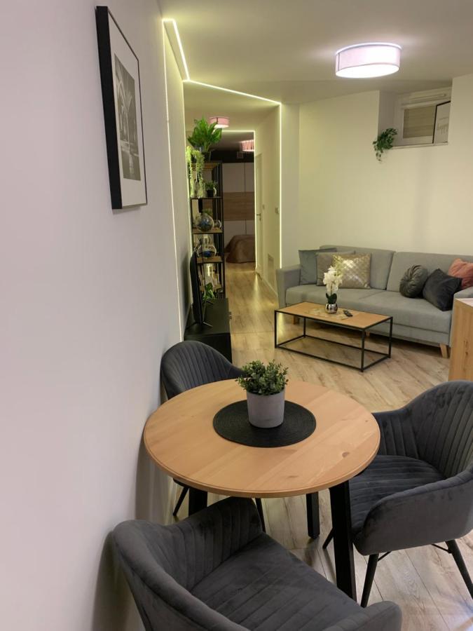 Moderno Apartament Krakow Dış mekan fotoğraf